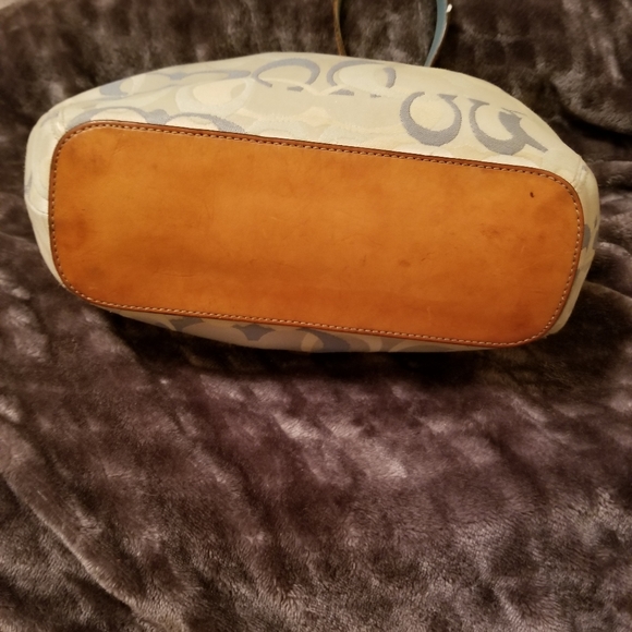 Purse - Picture 4 of 4